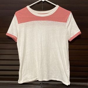 Old Navy cream with pink shoulder short sleeve shirt sz XS